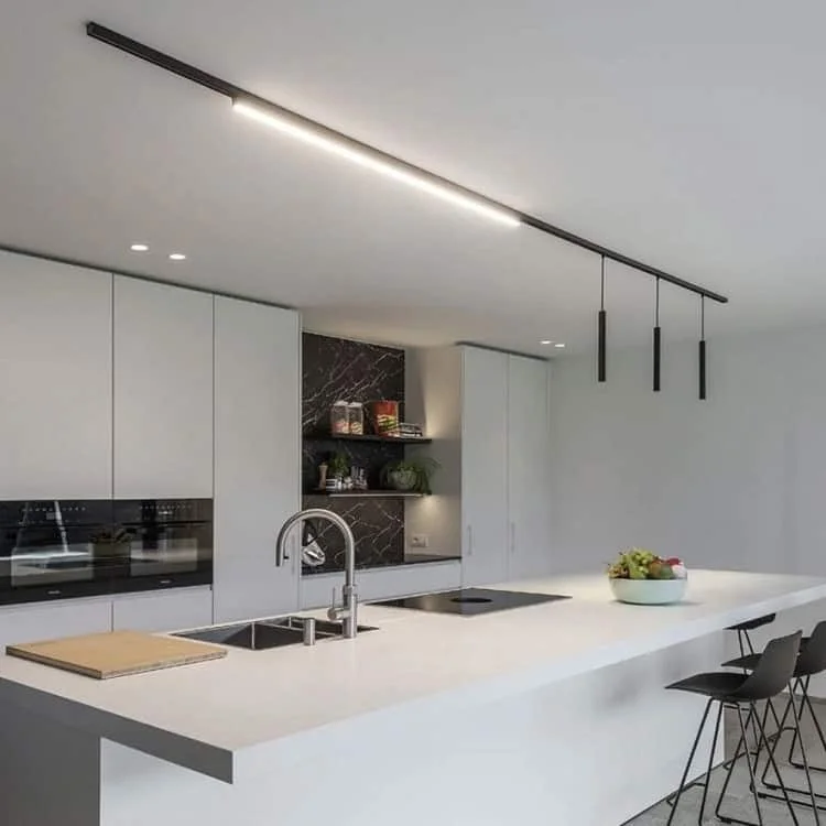 Illuminazione magnetica 48V a binario da superficie per cucina