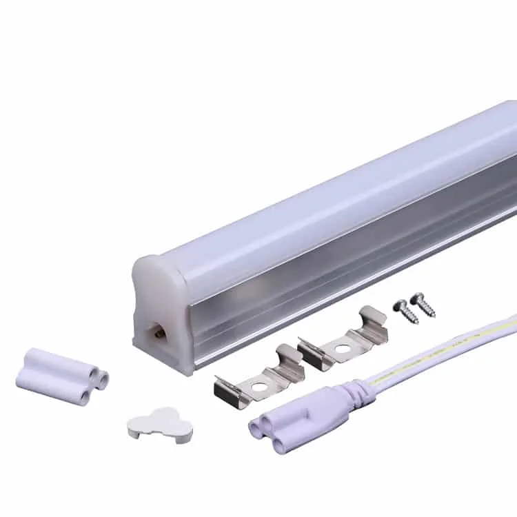 Reglette T5 integrate per linee collegabili