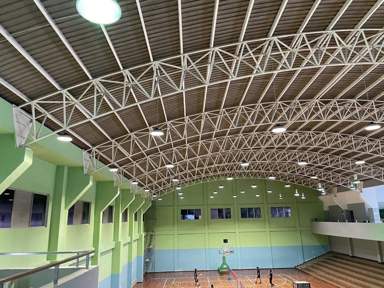 Illuminazione LED ad alta installazione per campo sportivo
