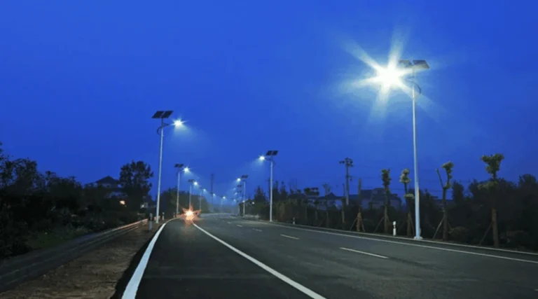 lampioni solari LED